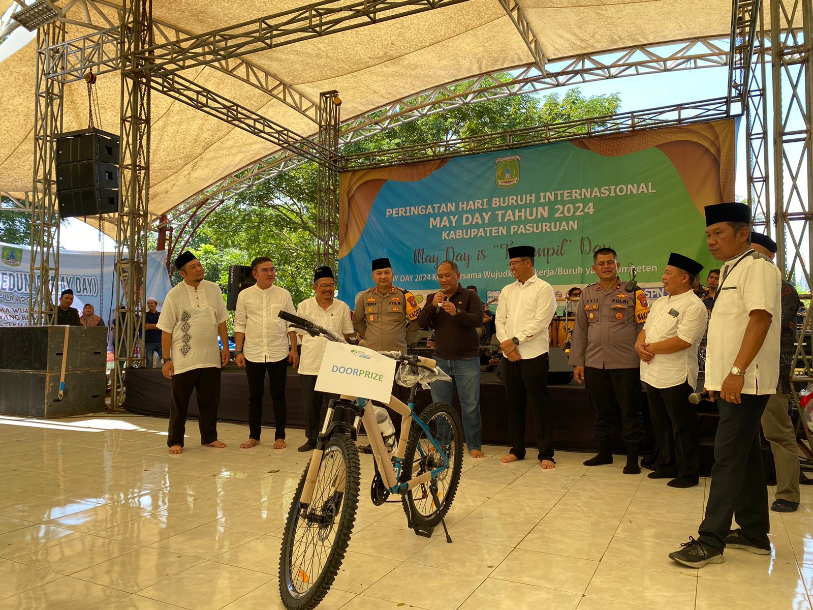 Peringatan May Day Pemkab Pasuruan Bersama Bpjs Ketenagakerjaan Dan