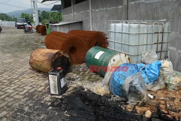 Sungai Penuh  Busa Ternyata Berasal dari Pabrik  Ini 